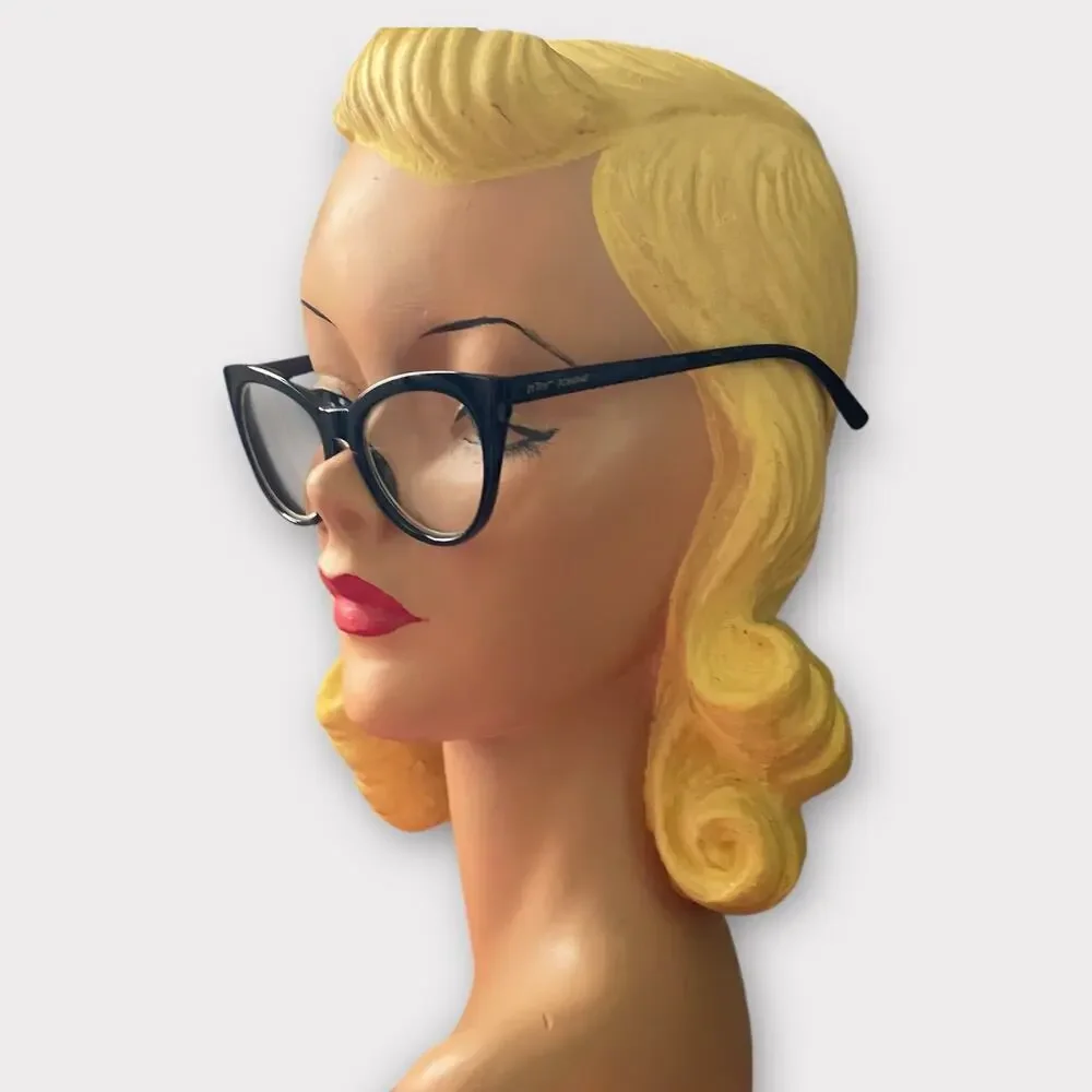 Betsey Johnson +2.00 Reading Glasses Readers Cat Eye Black Retro Glam